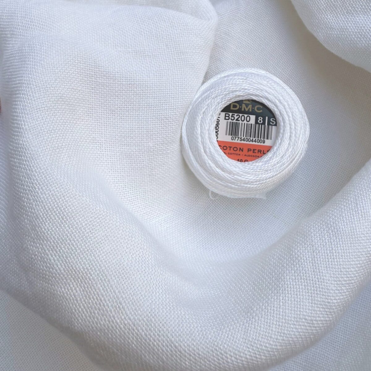 Тканина біла